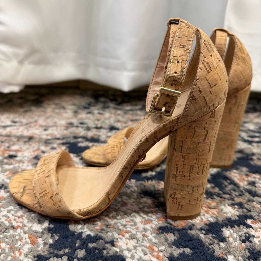 SCHUTZ ‘Enida’ Block Heel Sandal in Tan Cork Size 6.5 - Picture 13 of 16